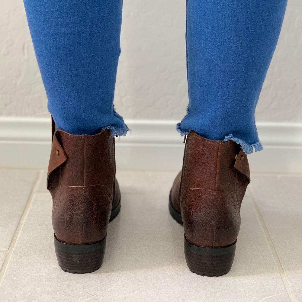 Texas Brown Distressed Leather Tall Ankle Boots - Picture 6 of 7